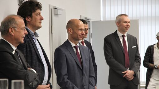 Eröffnung der sanierten Sparkassenfiliale in Lindenberg im Allgäu Eröffnung der sanierten Sparkassenfiliale in Lindenberg im Allgäu